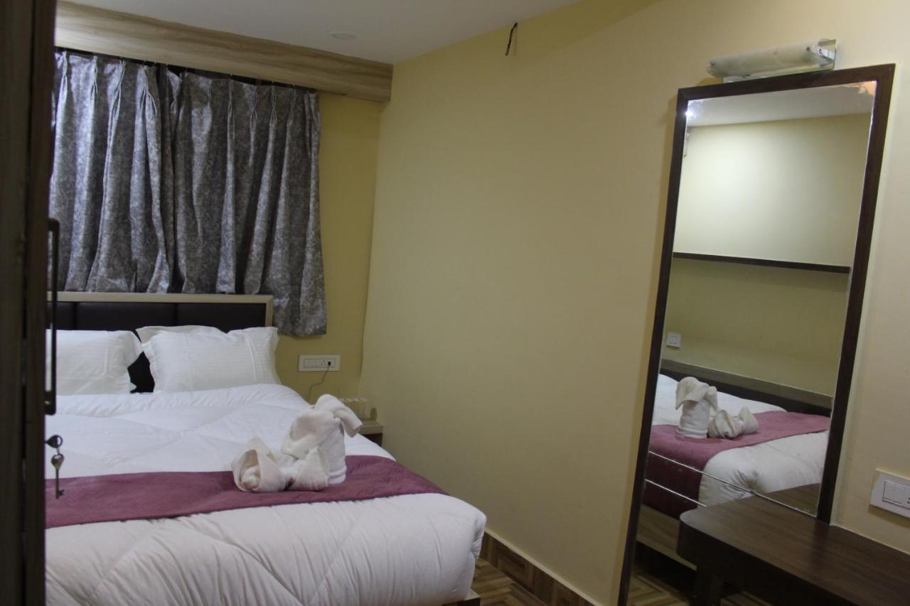 Hotel Oak Namchi エクステリア 写真